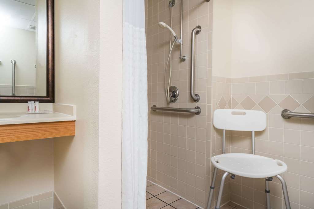 Moose Lake Lodge & Suites 객실 사진